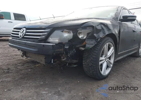 2014 Volkswagen Passat 2.0L Tdi Sel Premium z USA, uszkodzony, nr VIN 1VWCN7A3XEC050875